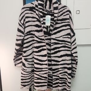 Evelyn Taylor Zebra Print Women's Long Cardi